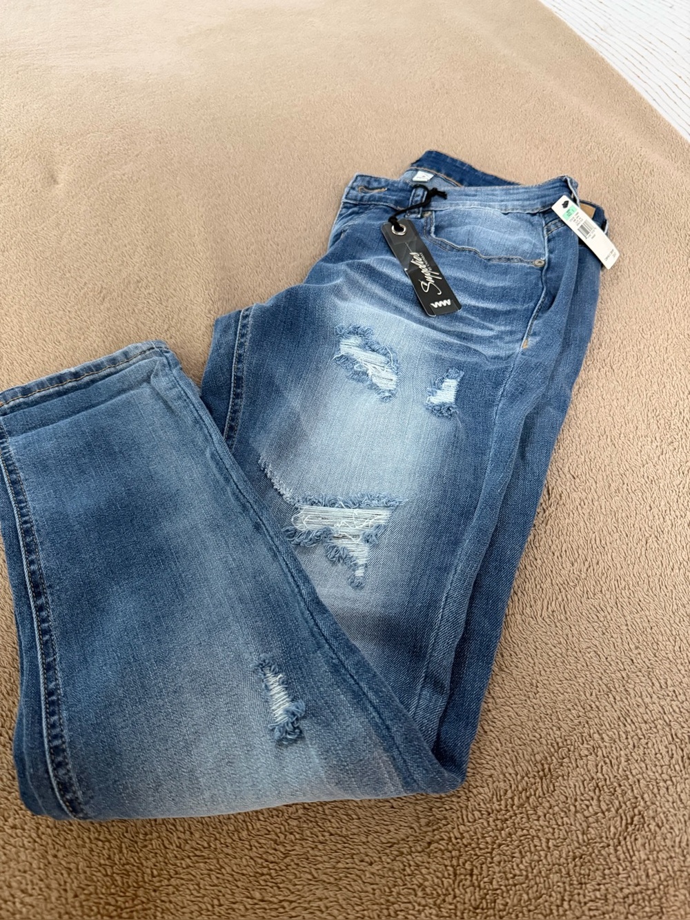 NWT - UNIONBAY “Supplies” Women's Distressed Blue Skinny Jeans size 8